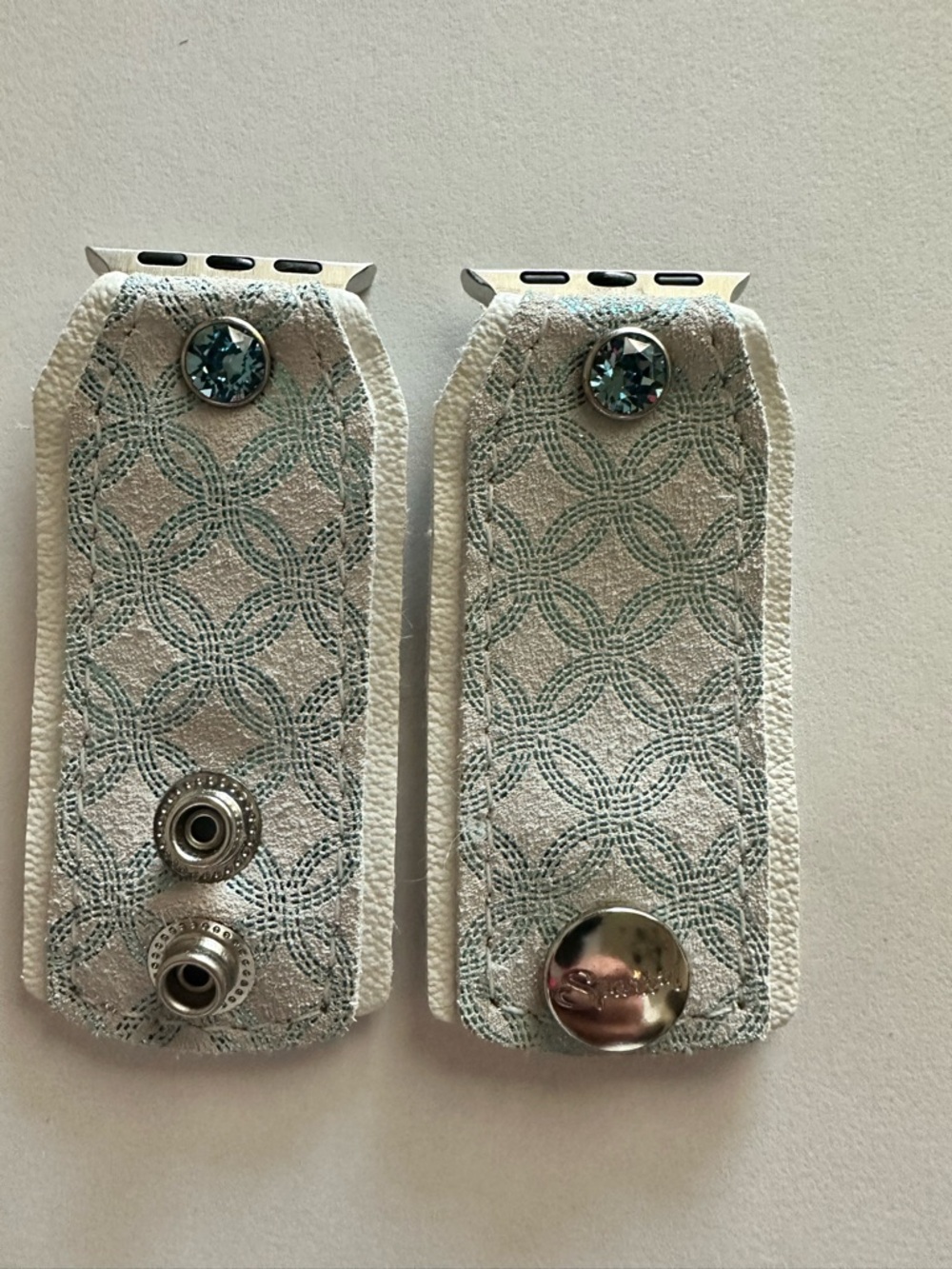 Spark’l Luxe Mint with white layered Bow Band.